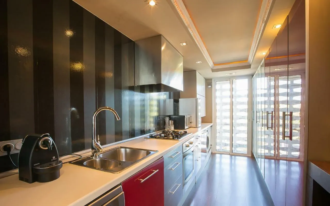 Gava Beach 1St Line Apartment 0*,